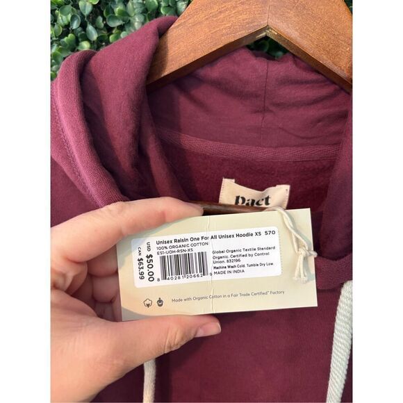 PACT ONE FOR ALL NWT HOODIE RAISIN SIZE XS UNISEX OVERSIZED - Picture 4 of 6